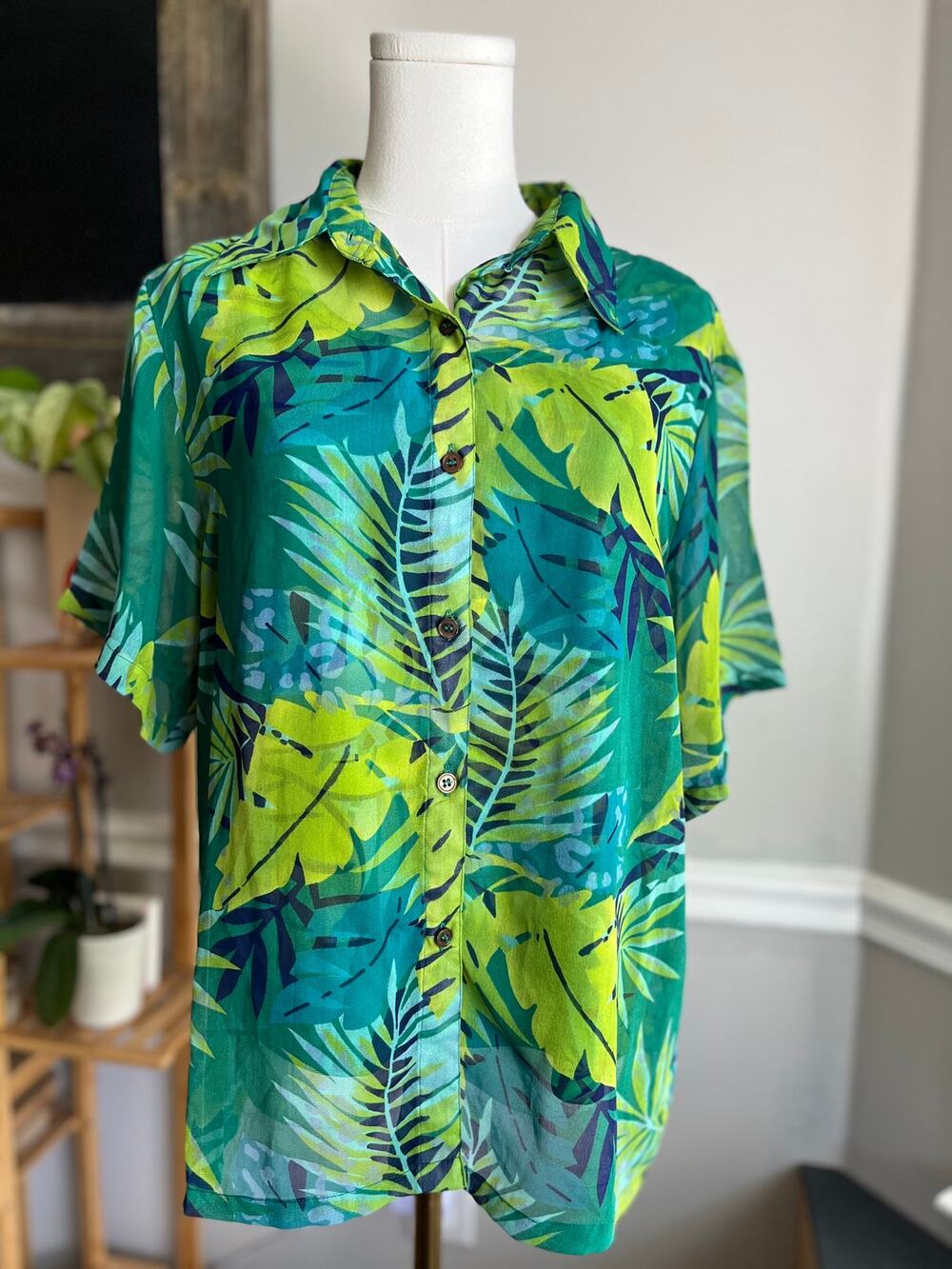 Vintage 90s Tropical Blouse Sheer Button Front Short Sleeve Size Large